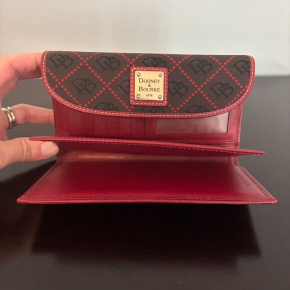 Dooney & Bourke Gretta Black & Red Signature Continental Checkbook Wallet - Picture 8 of 9